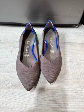 Rothy's Brown Pointed Knit Flats with Blue Trim